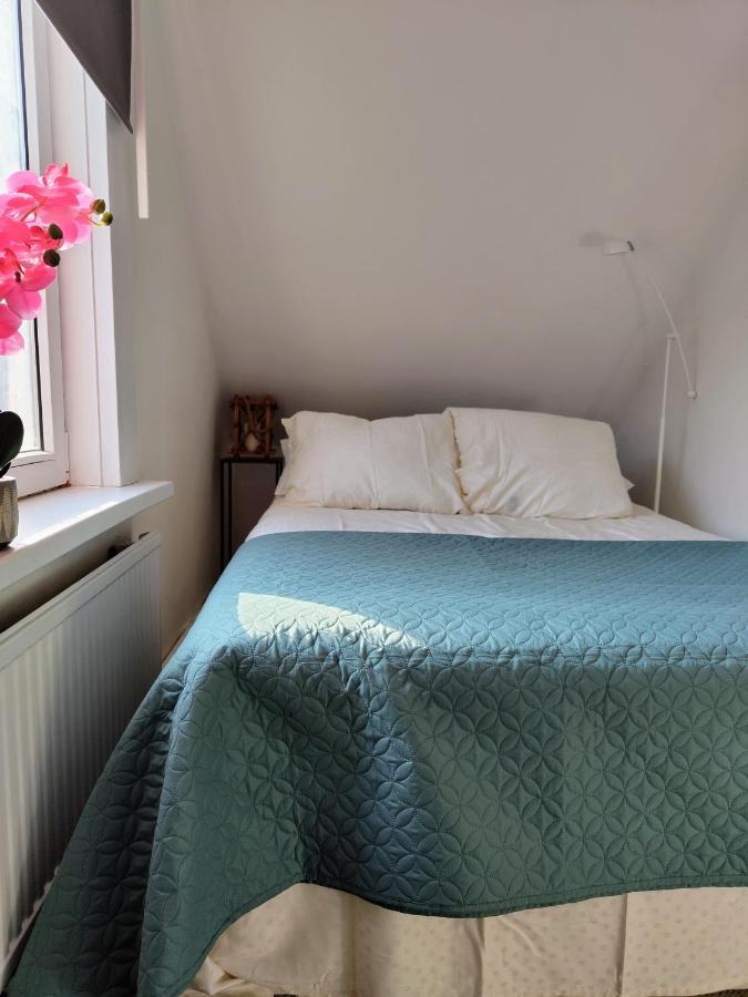 The Diesel Bed And Breakfast Ρότερνταμ Εξωτερικό φωτογραφία
